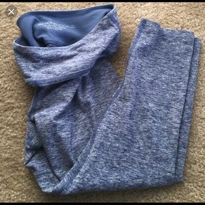 Beyond yoga space dye capri leggings. Mid rise